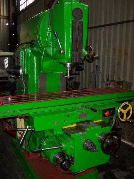 Продаю ВМ127 - Станок консольный вертикально-фрезерный